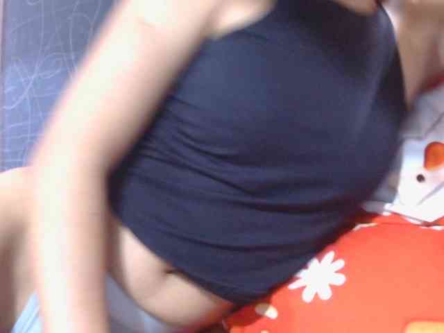 Mysteriouslovely webcam