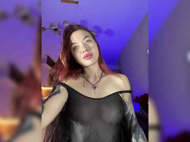 Lina69Femdom webcam