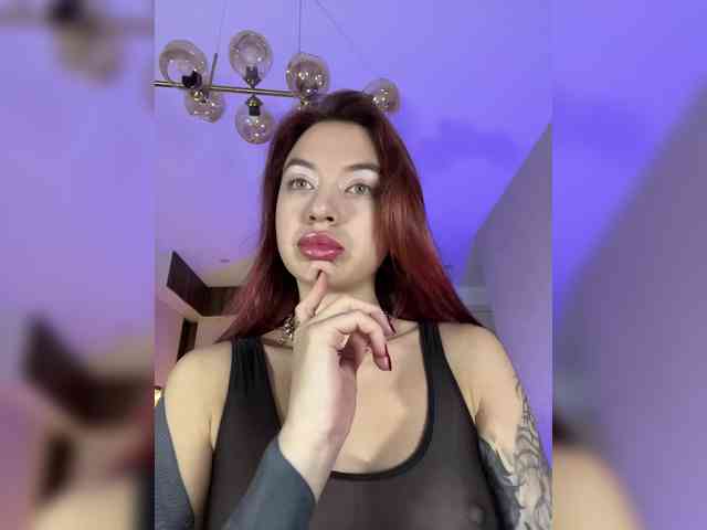 Lina69Femdom webcam