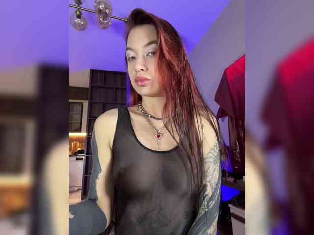 Lina69Femdom webcam