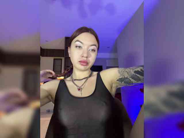 Lina69Femdom webcam
