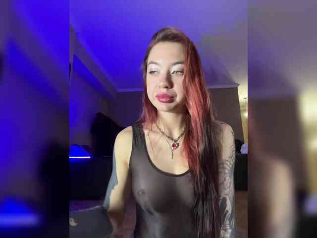Lina69Femdom webcam