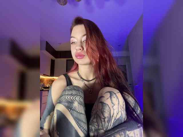 Lina69Femdom webcam