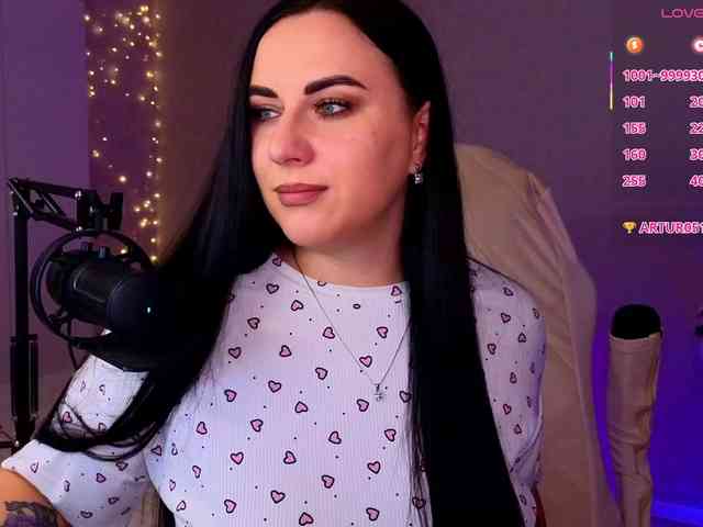 YURIEVNA13 webcam