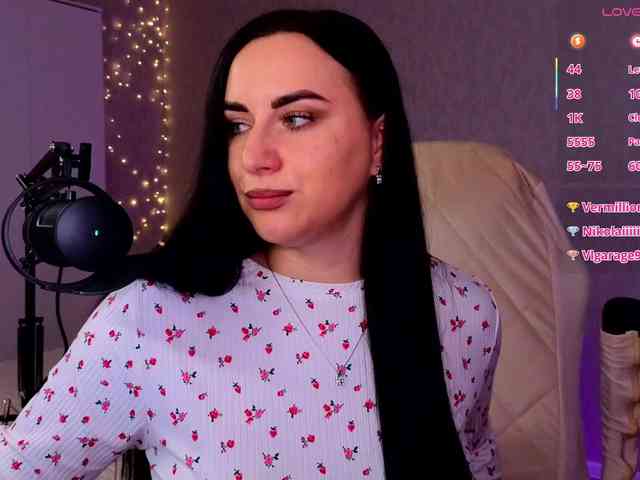 YURIEVNA13 webcam