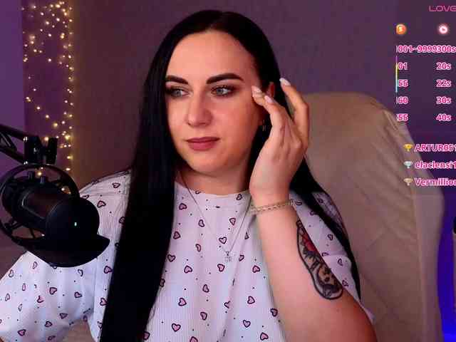 YURIEVNA13 webcam