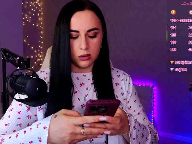 YURIEVNA13 webcam