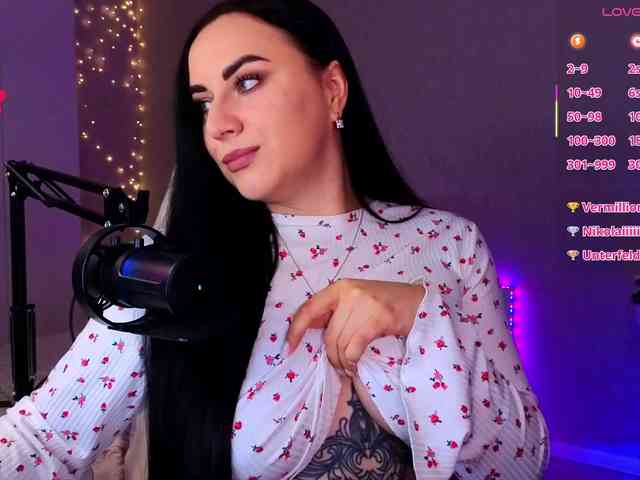 YURIEVNA13 webcam