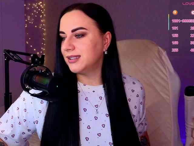 YURIEVNA13 webcam
