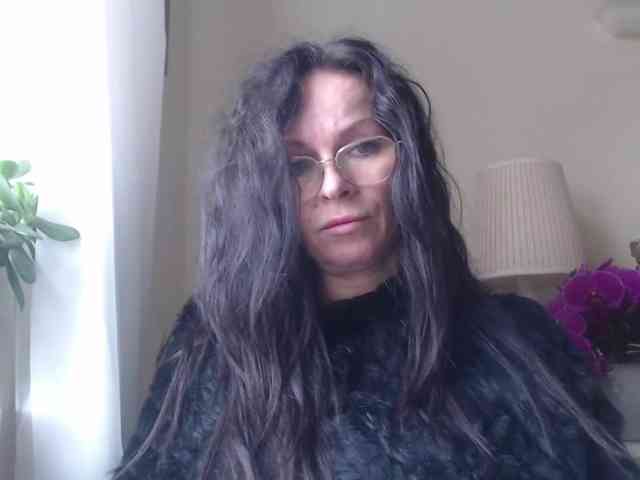 HelenSHOW1 webcam