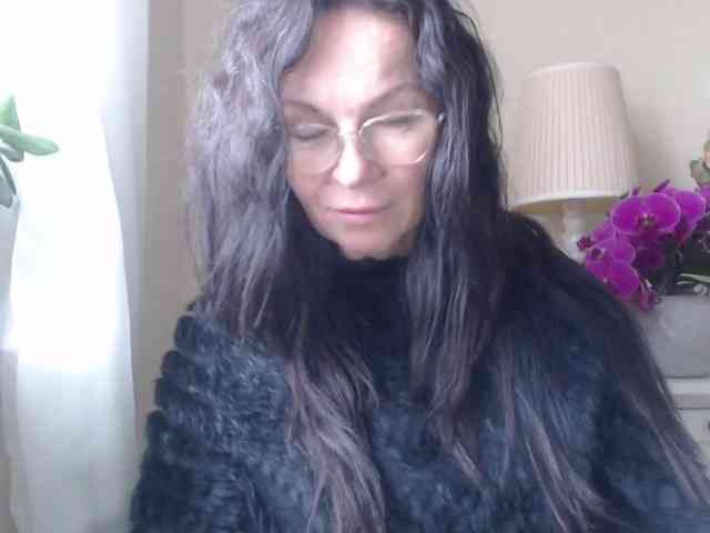 HelenSHOW1 webcam