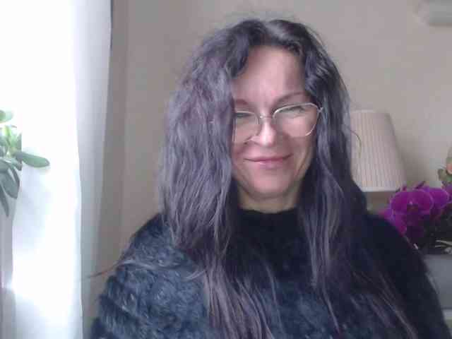 HelenSHOW1 webcam