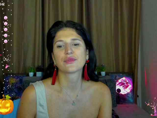 AliannaSoloKisses webcam