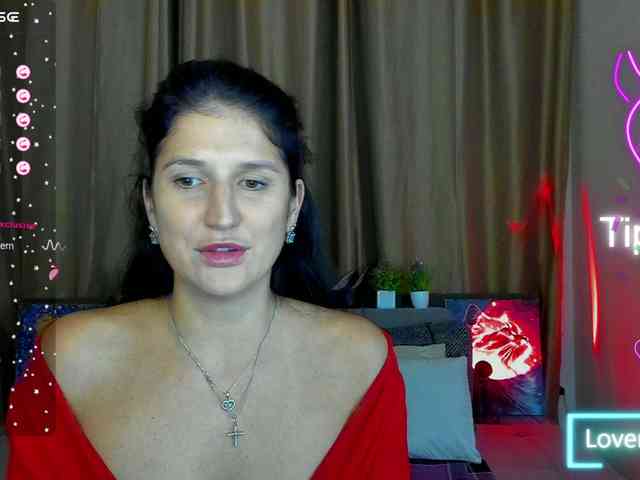 AliannaSoloKisses webcam