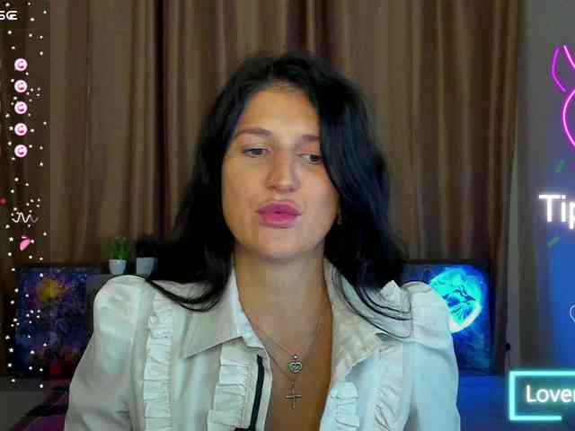 AliannaSoloKisses webcam