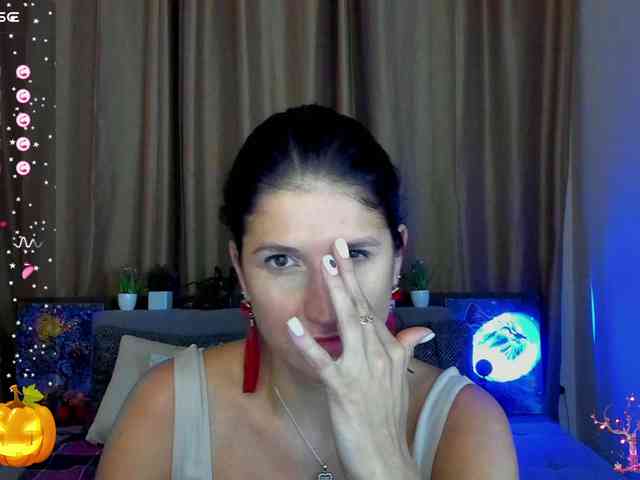 AliannaSoloKisses webcam