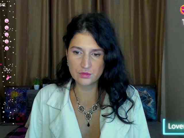 AliannaSoloKisses webcam