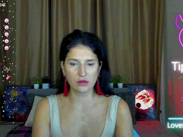 AliannaSoloKisses webcam