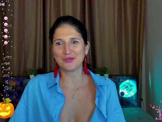 AliannaSoloKisses webcam