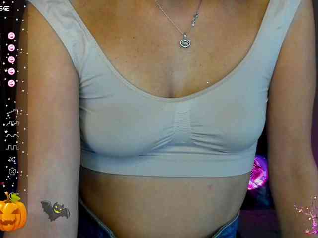 AliannaSoloKisses webcam