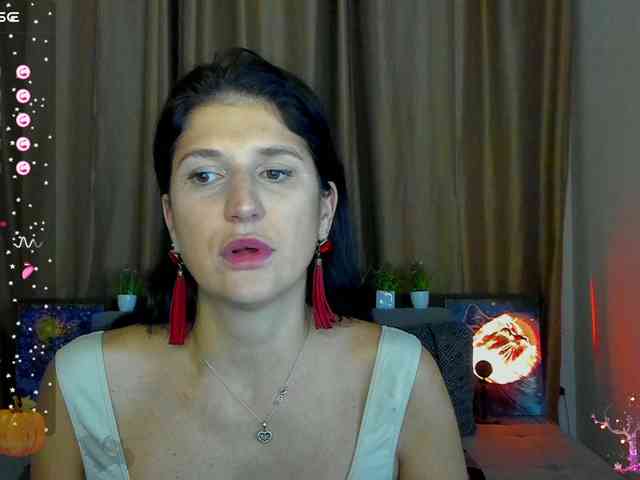 AliannaSoloKisses webcam