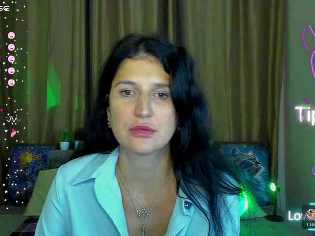 AliannaSoloKisses webcam