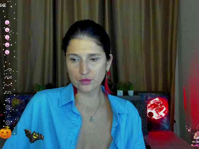 AliannaSoloKisses webcam