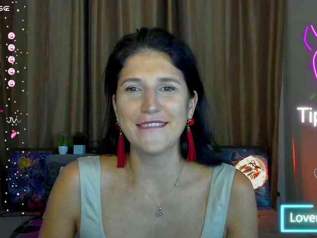 AliannaSoloKisses webcam