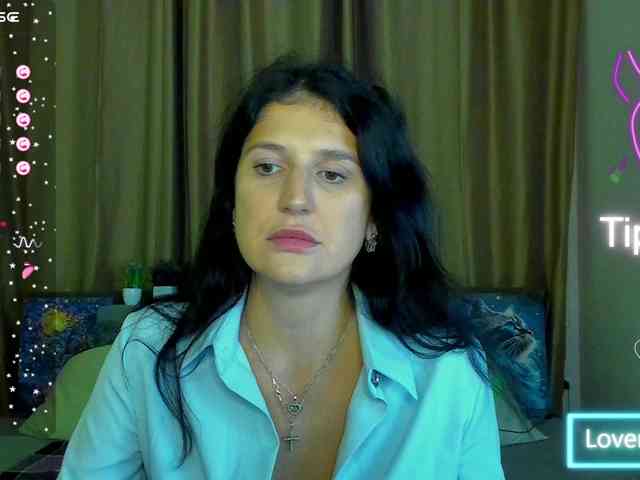 AliannaSoloKisses webcam