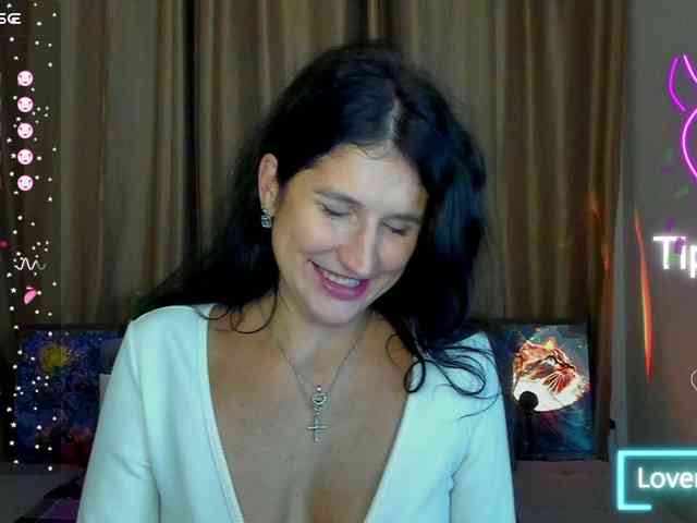 AliannaSoloKisses webcam