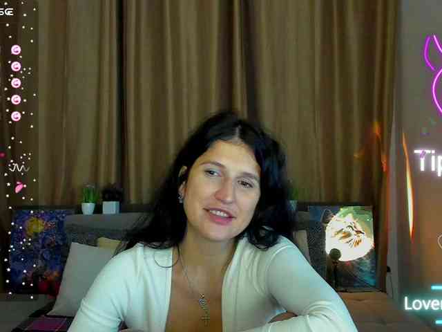 AliannaSoloKisses webcam