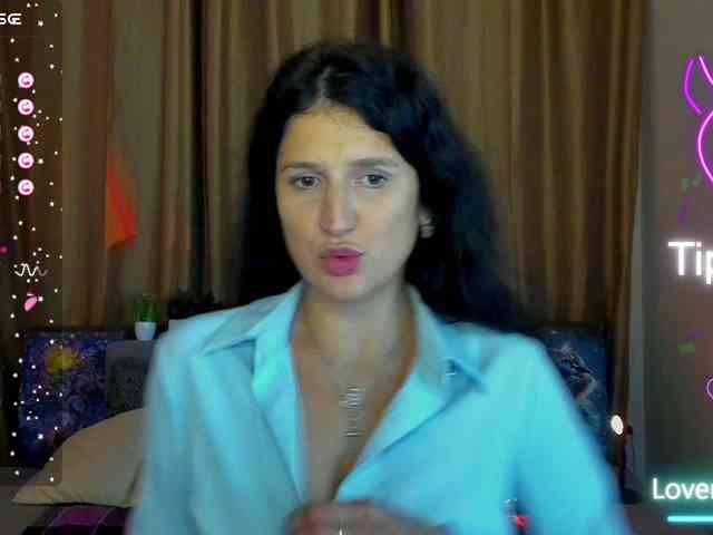 AliannaSoloKisses webcam