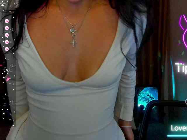 AliannaSoloKisses webcam