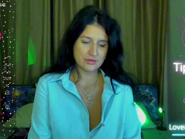 AliannaSoloKisses webcam