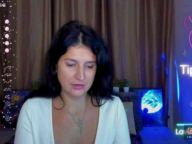 AliannaSoloKisses webcam