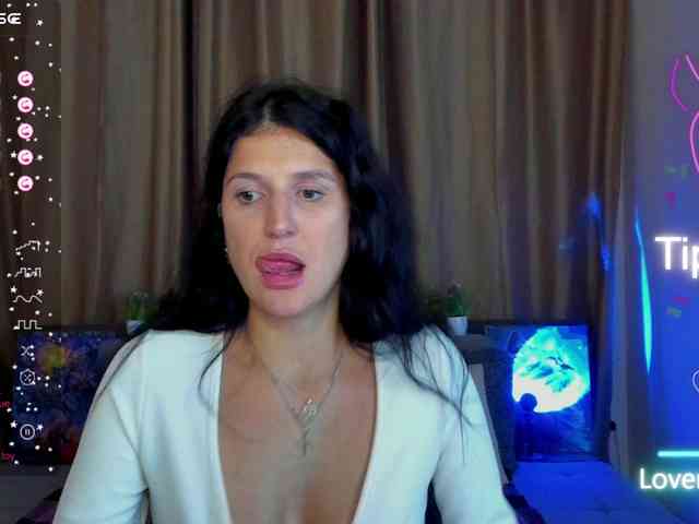 AliannaSoloKisses webcam