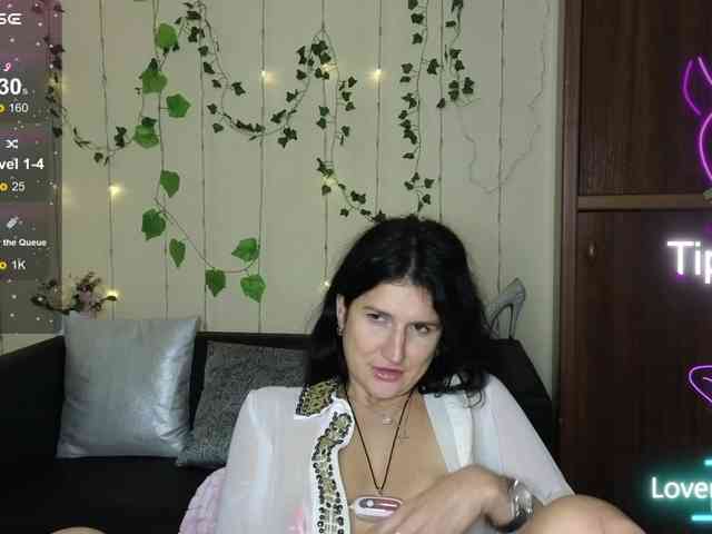 AliannaSoloKisses webcam