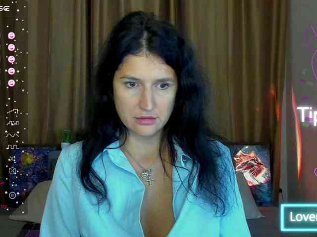 AliannaSoloKisses webcam
