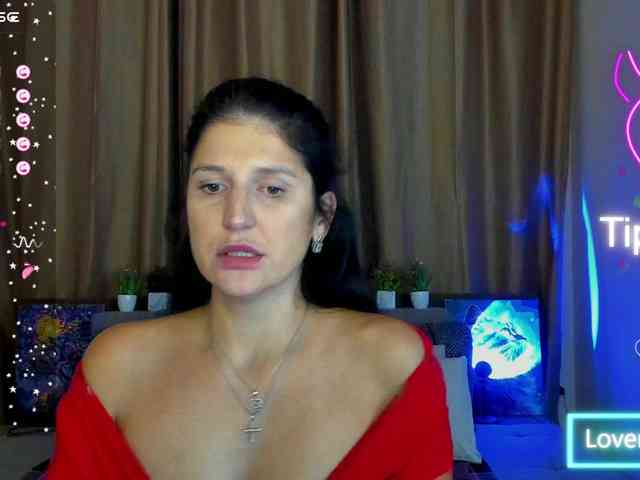 AliannaSoloKisses webcam