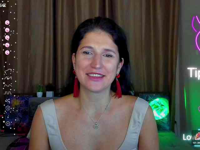 AliannaSoloKisses webcam