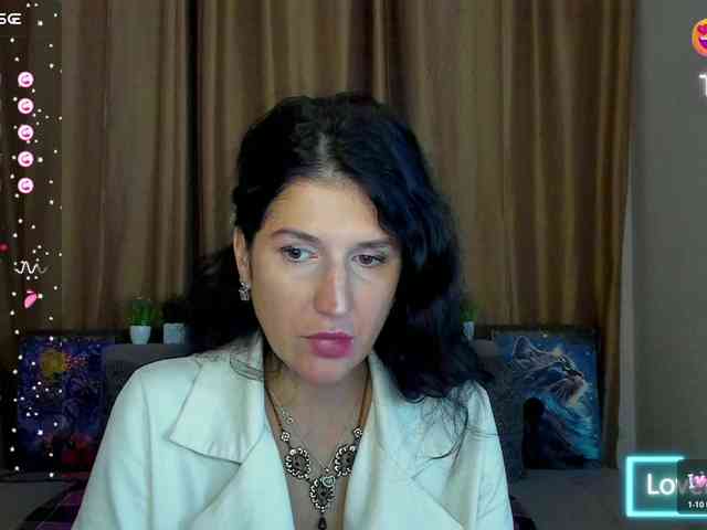 AliannaSoloKisses webcam