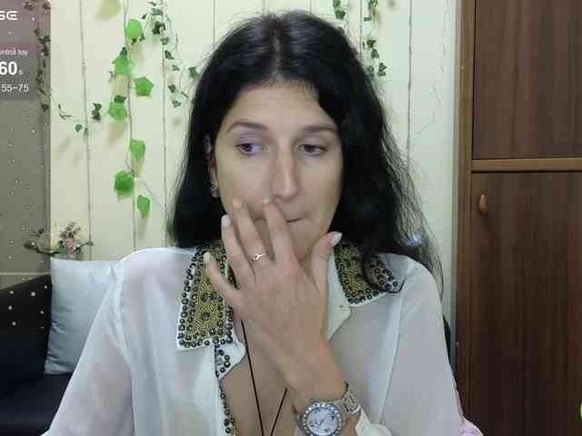 AliannaSoloKisses webcam
