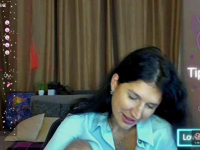 AliannaSoloKisses webcam