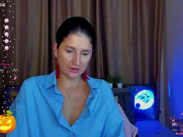 AliannaSoloKisses webcam