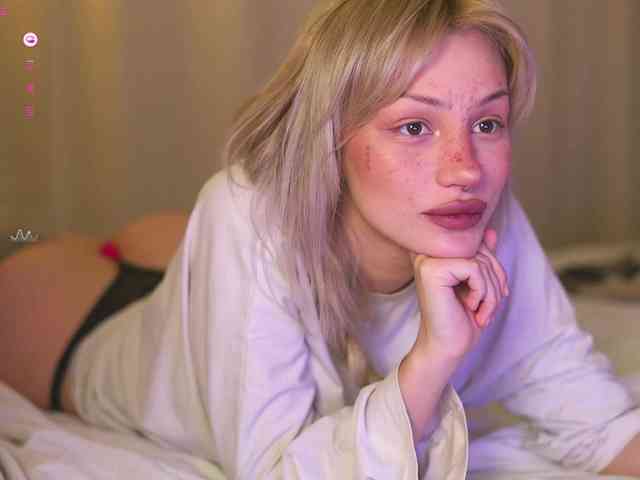 babeholly webcam