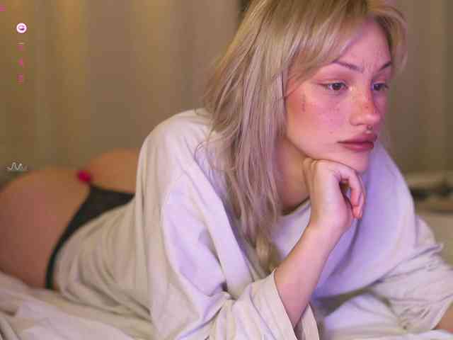 babeholly webcam