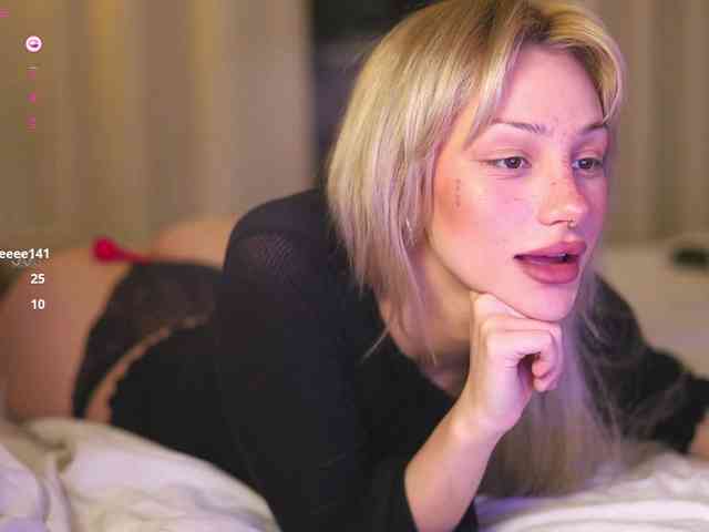 babeholly webcam