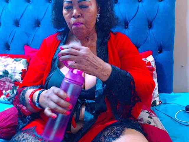 Ebonycandy10 webcam