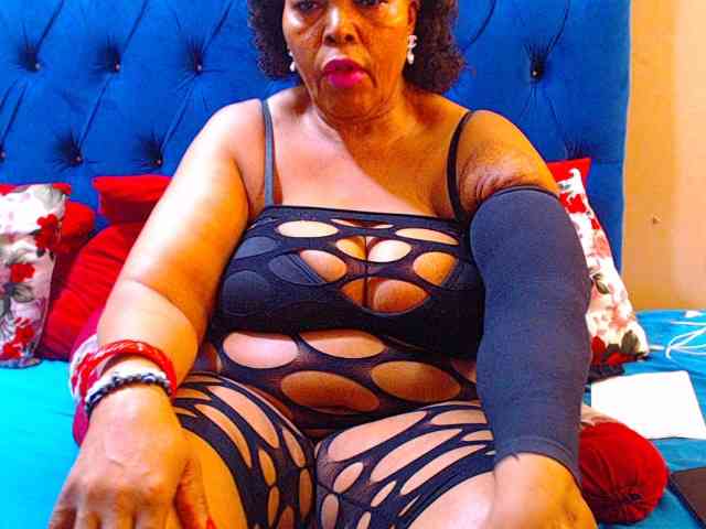 Ebonycandy10 webcam
