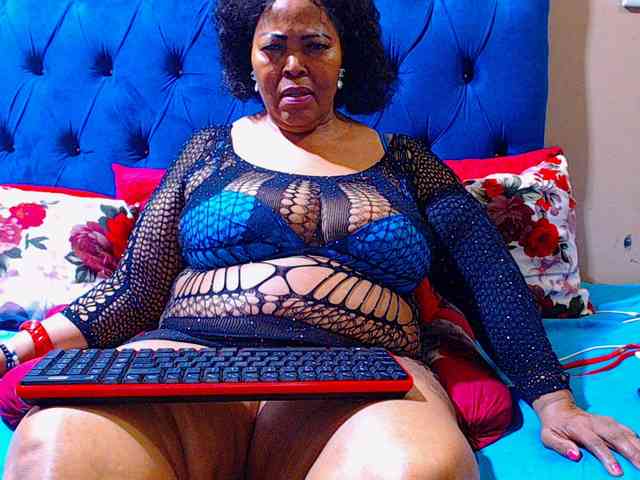 Ebonycandy10 webcam